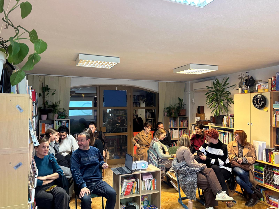 Predavanje o izazovima roditeljstva održano u Ogranku Zaton Gradske knjižnice