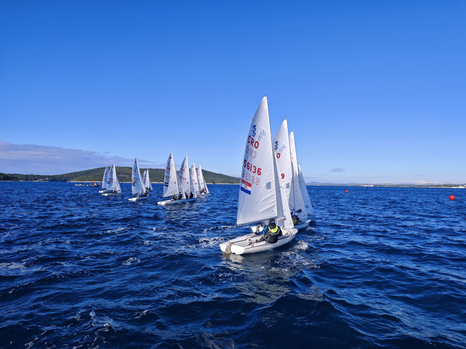 Državno prvenstvo u klasi 420 i 49er održano protekli vikend u Šibeniku