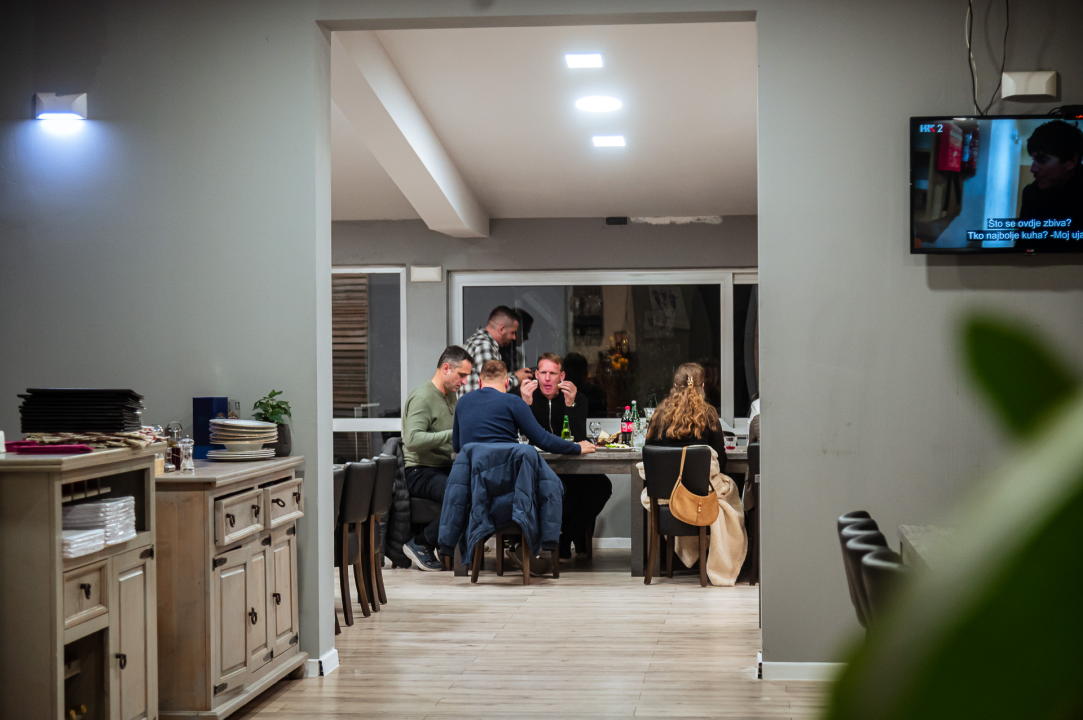 FOTO Uživajte u blagdanskim domjencima restorana Penkala–Trstenik uz tradiciju, toplinu i vrhunska jela 