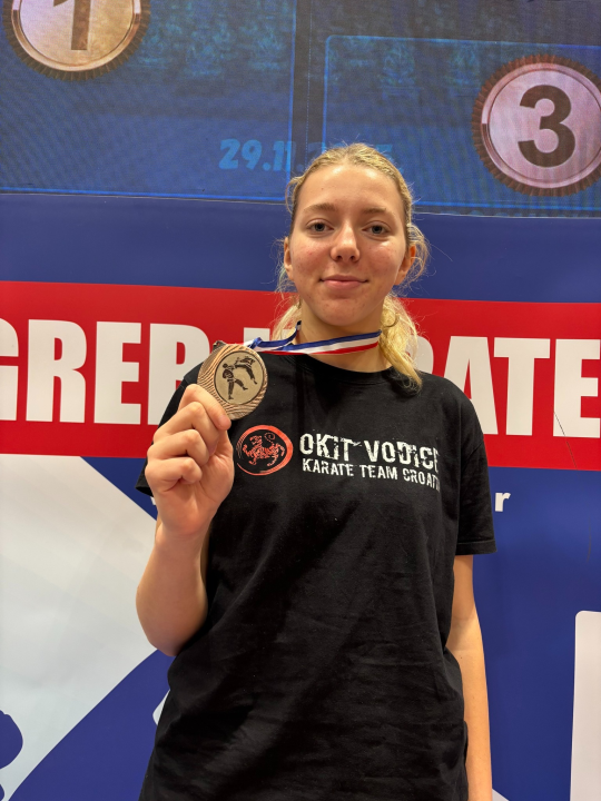 FOTO Osam medalja za Karate klub Okit u Samoboru, slijedi Svjetska liga mladih u Veneciji