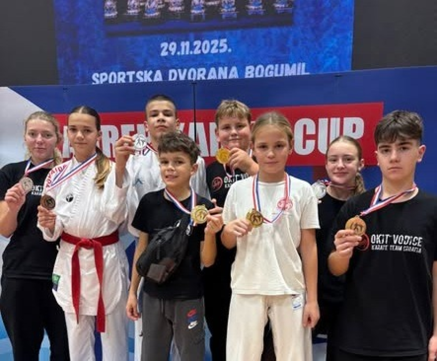 FOTO Osam medalja za Karate klub Okit u Samoboru, slijedi Svjetska liga mladih u Veneciji