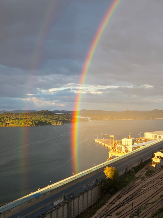 Čarolija nad Šibenikom: Nakon kiše zasjala spektakularna dvostruka duga