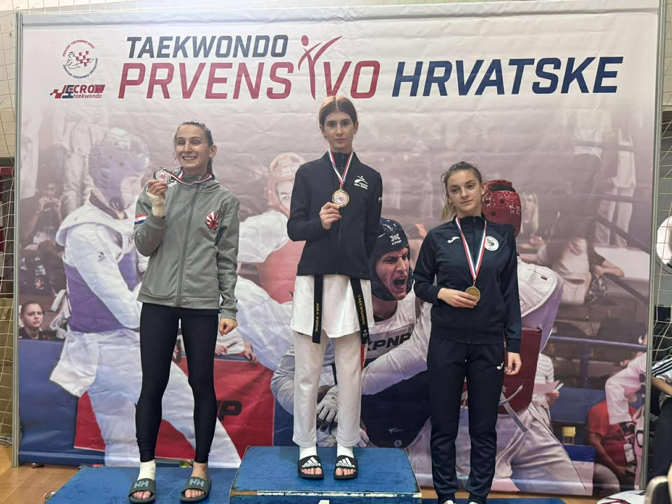 Taekwondo klub DIV briljirao u Zadru: Izvanredan nastup seniorske ekipe, Teskera i Dodik zlatni
