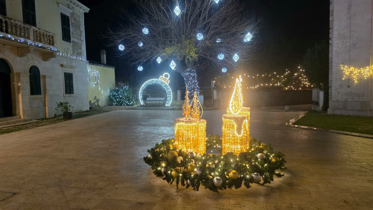 FOTO Advent u Skradinu: Blagdanska radost koju ne smijete propustiti! 