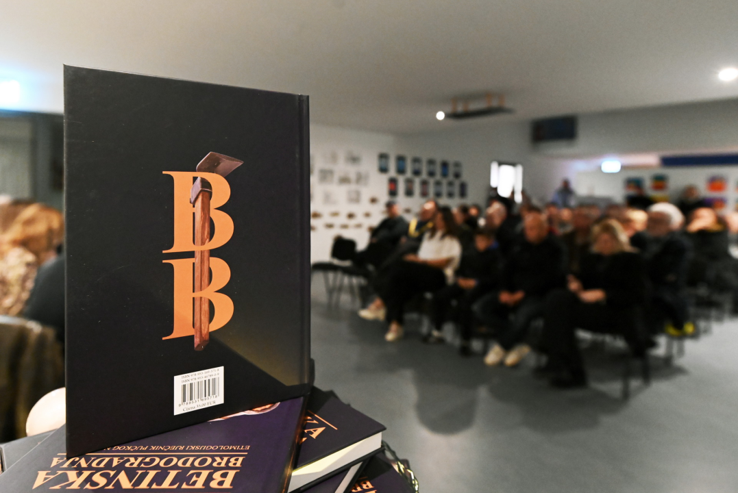 U betinskom Muzeju predstavljeno novo izdanje knjige 'Betinska brodogradnja – etimologijski rječnik pučkog nazivlja'