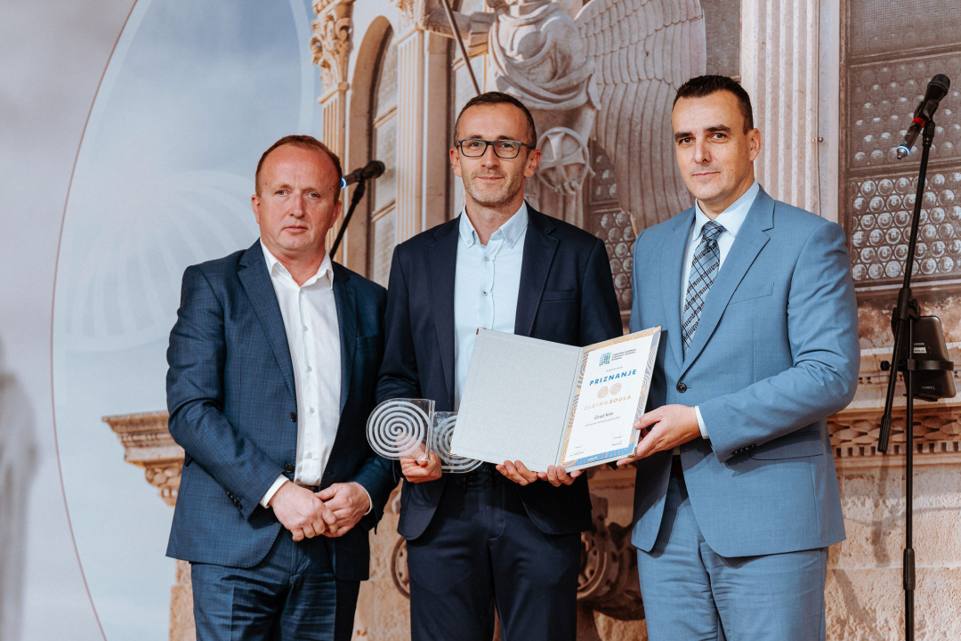 Održana svečana dodjela nagrada Zlatna Boula: Pogledajte tko su ovogodišnji dobitnici