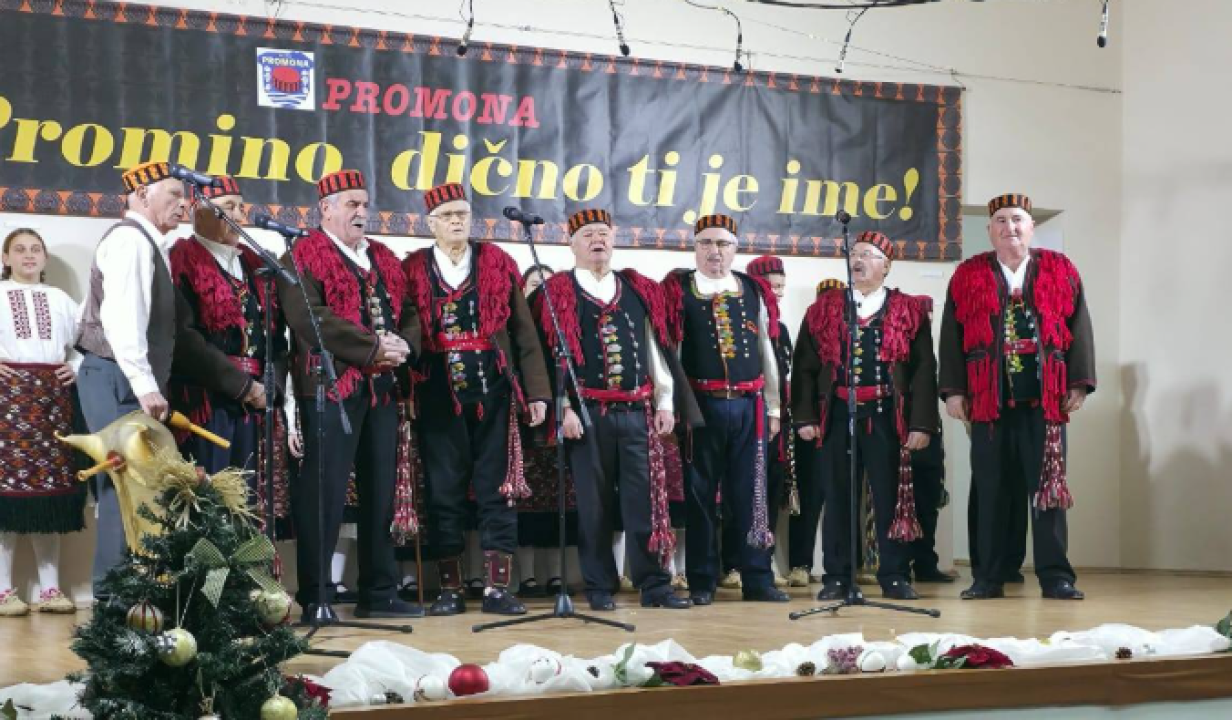 FOTO 'Oj Promino, dično ti je ime!' – Večer pisme u Oklaju ispunjena smijehom i ugodnim druženjem