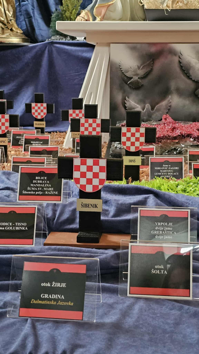 FOTO Jaslice u Gospi van Grada u znaku omiljene teme Hrvata – ustaša i partizana