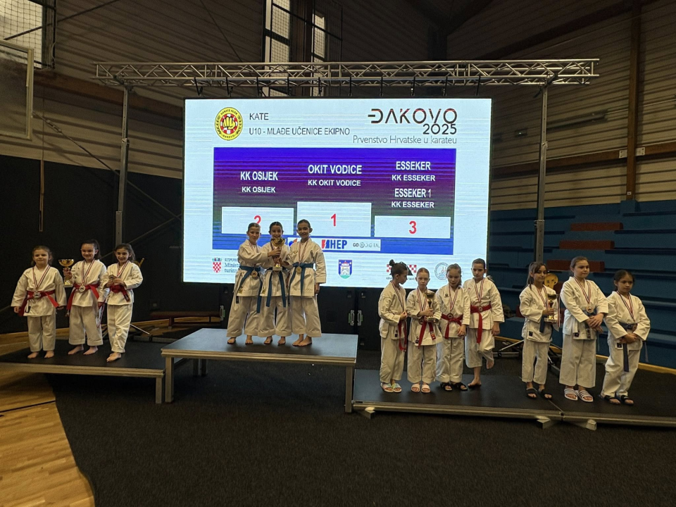 FOTO Karatašice Okita prvakinje Hrvatske u katama, Tonina Marić prva i pojedinačno, osvojena i bronca