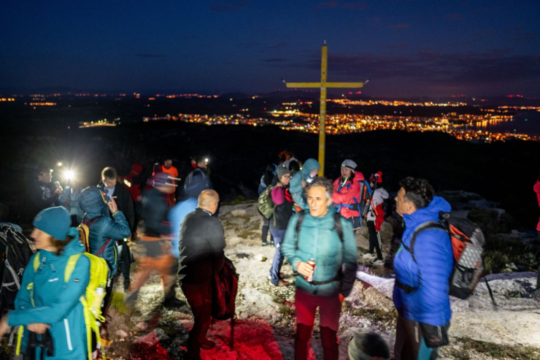 'Mihovilci' okupili zaljubljenike u planinarenje i prirodu na 'Noćnom piketavanju'