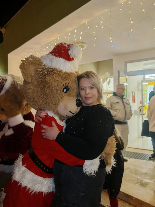 Škola u Lozovcu i ove je godine pripremila pravu božićnu čaroliju za djecu