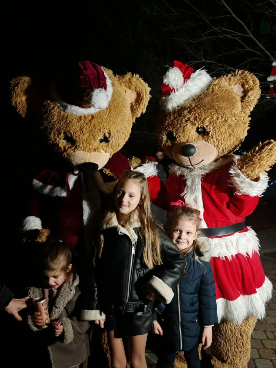 Škola u Lozovcu i ove je godine pripremila pravu božićnu čaroliju za djecu