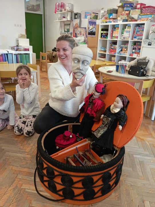 Didaktička Šibenska kapa mališane iz DV Maslina odvela na 'put u šibensku baštinu'