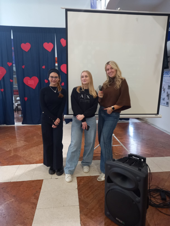 Učenici šibenskog TUŠ-a obilježili Valentinovo