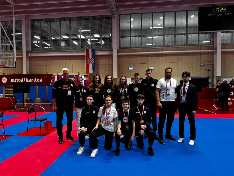 FOTO Taekwondo klub Solaris uspješan u Sesvetama: Vukić i Tudić najbolje borkinje turnira, sestrinski derbi u finalu juniorki