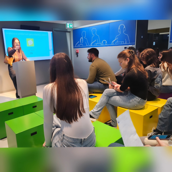 Učenici šibenske Ekonomske 'igrali uloge u Europskom parlamentu'