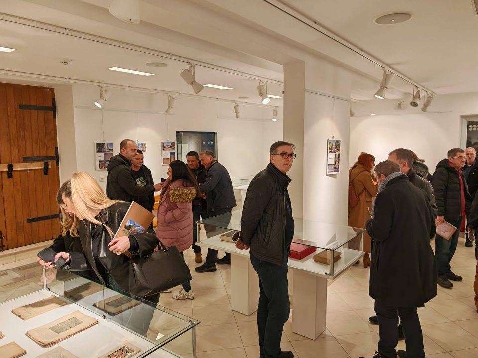 Izložba povodom obilježavanja 1000 obljetnice Hrvatskog kraljevstva u Drnišu