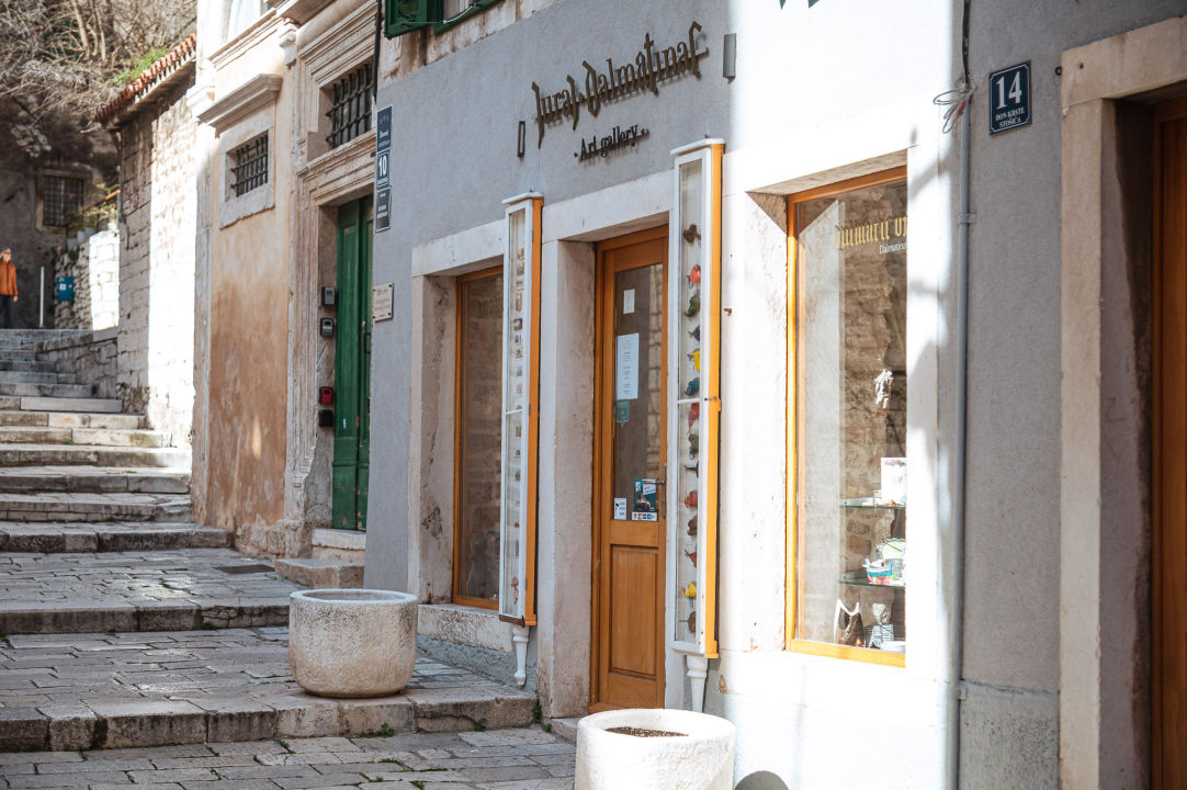 FOTO Šibenčani, pronađite inspiraciju na ovom mjestu koje spaja umjetnost, modu i dekorativu!