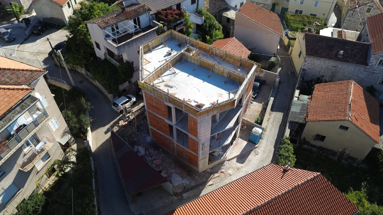 FOTO Planirate gradnju u Šibeniku? Iskusni tim vodi projekte od ideje do realizacije!