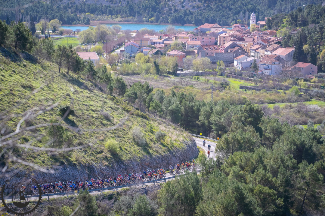 FOTO Biciklistička utrka '5. Skradin Granfondo' nudi uzbudljivi brdski cilj i spektakularnu trasu kroz NP Krka