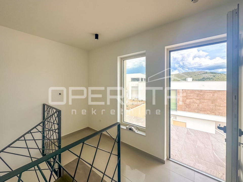 Izbori ekskluzivnih vila s Njuškala u okolici Šibenika