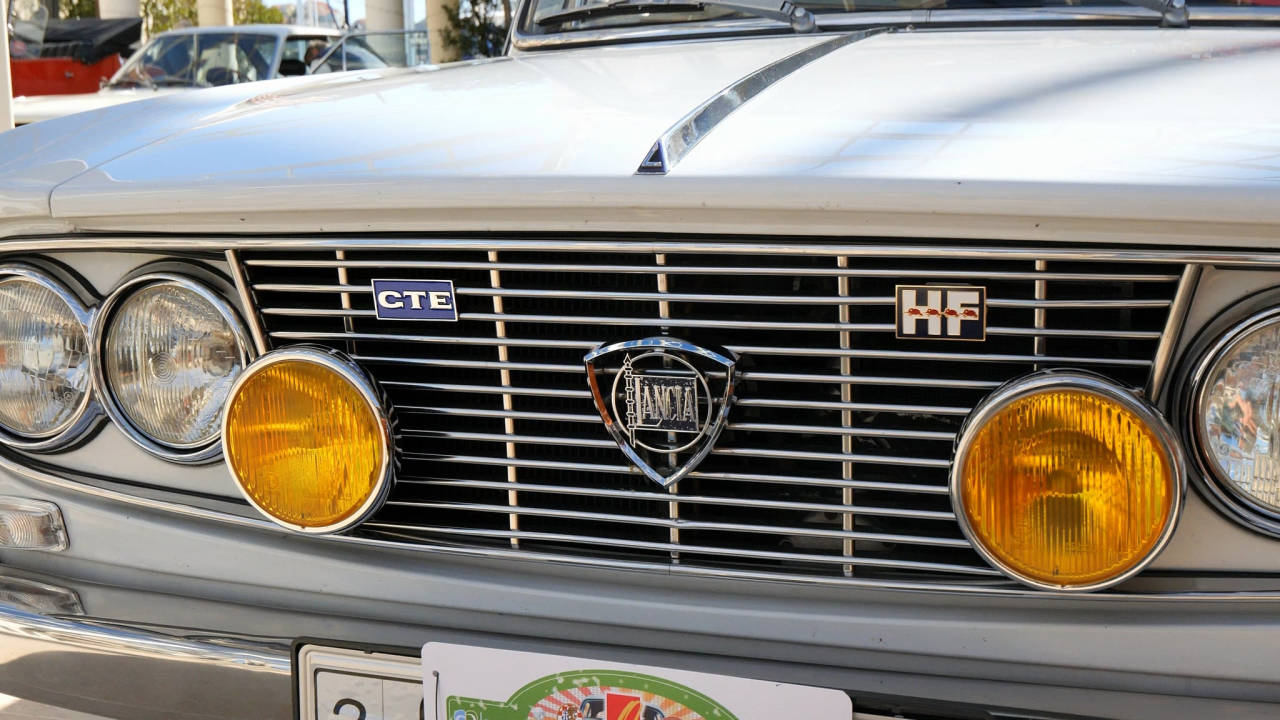 Uskrs u Rogoznici donio spoj tradicije i gastronomije: Izložba oldtimera oduševila mještane i goste