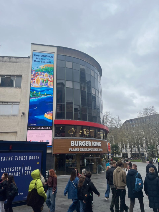 Šibenik inspirira i izvan svojih granica: U srcu Londona prolaznike poziva u posjet