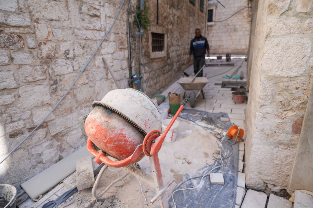 Stepenice u Ulici Jurja Barakovića uskoro u novom ruhu: Radovi u završnoj fazi