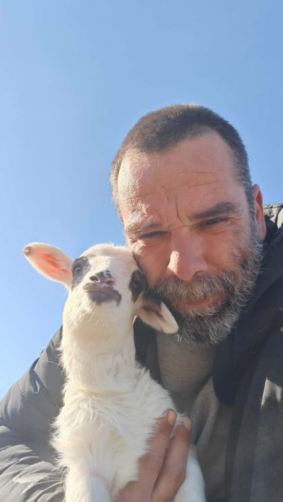 Mario je život u gradu zamijenio selom