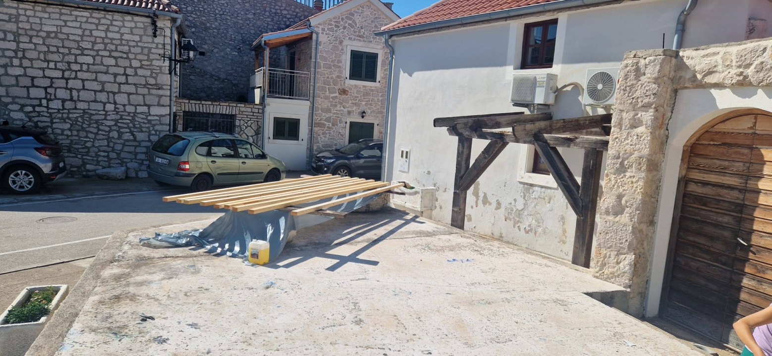 Mještani Tribunja stvorili svoj baštinski kutak