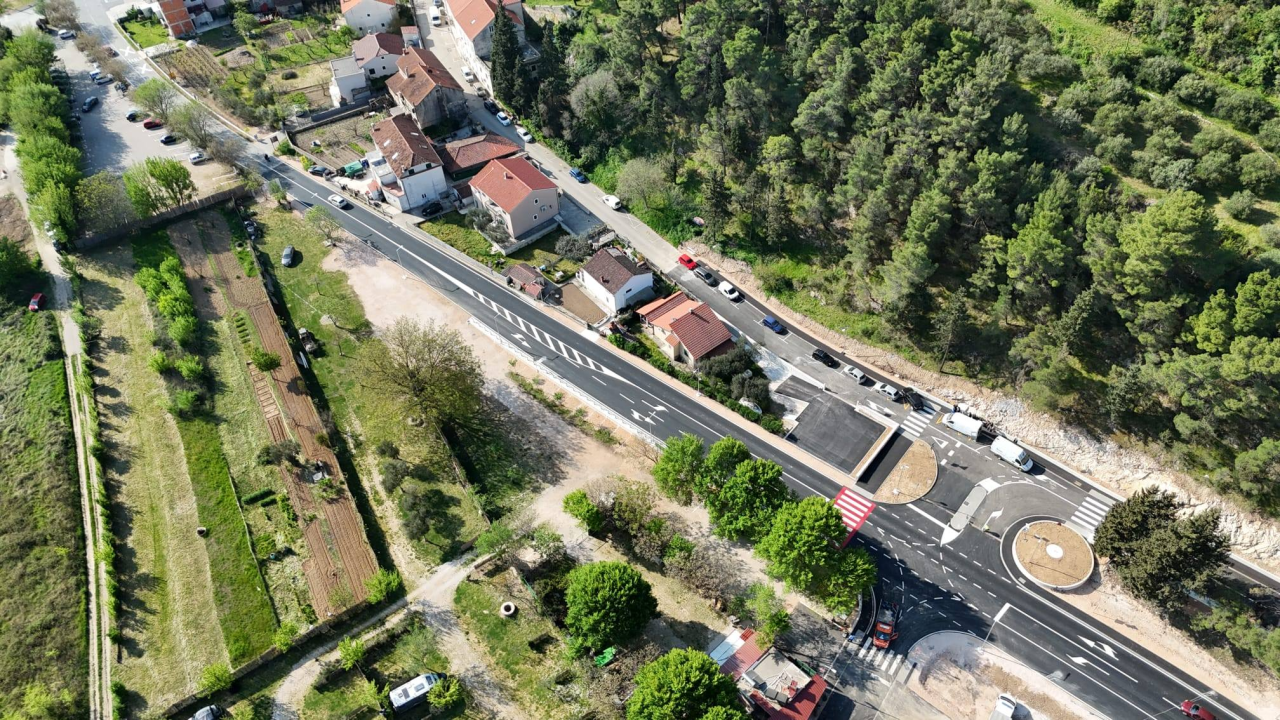 FOTO Završena rekonstrukcija važnog raskrižja na području Skradina