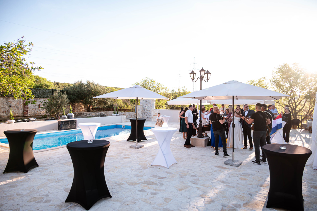 FOTO Idealan izbor za vjenčanja i proslave: Konoba Bulin u Danilu zablistala u novom ruhu!