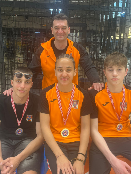 Šibenski Dalmatino ima tri prvaka Hrvatske u low kicku! Uzeli i srebro