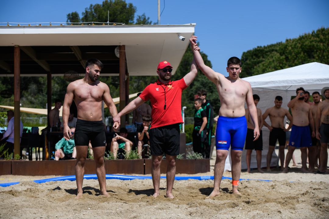 Raskoš županije predstavljat će KUU Zvona Zagore, KUD Zora i KUD Dinara