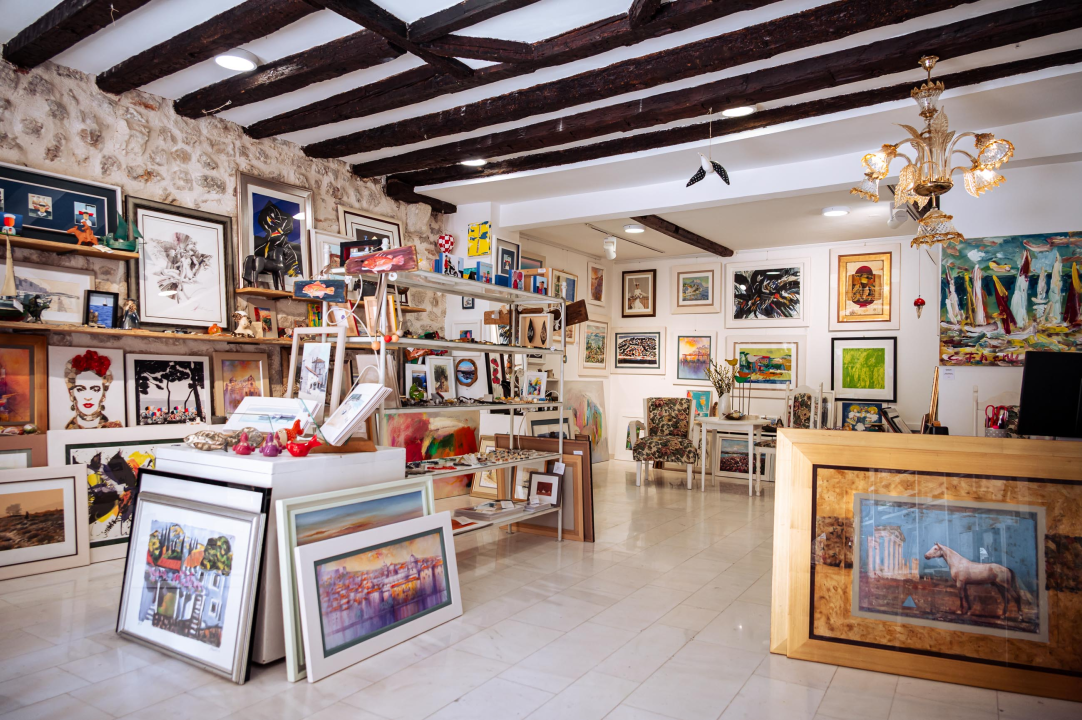 FOTO Ugrabite djela Murtića i Pulitike uz odlične popuste u Galeriji Juraj Dalmatinac!