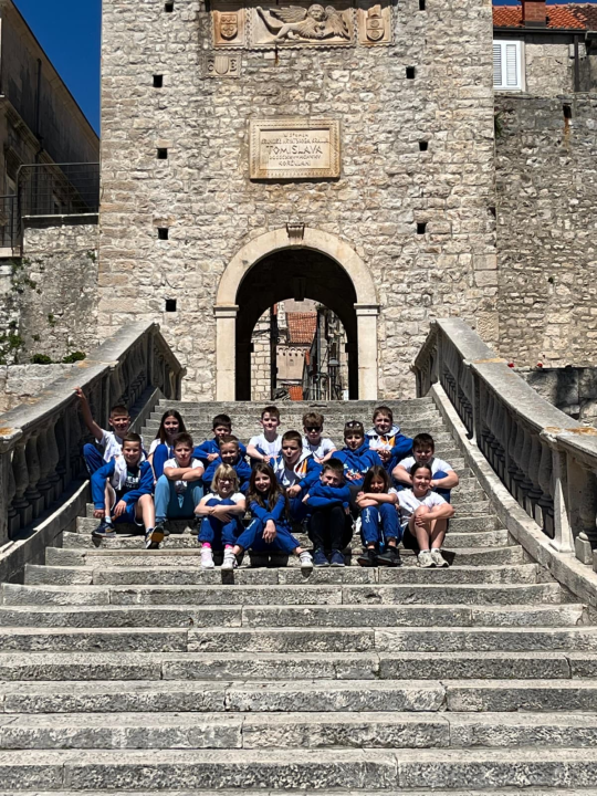 FOTO Plivačima Šibenika sedam medalja na mitingu KPK, jedna na mitingu Dubrave