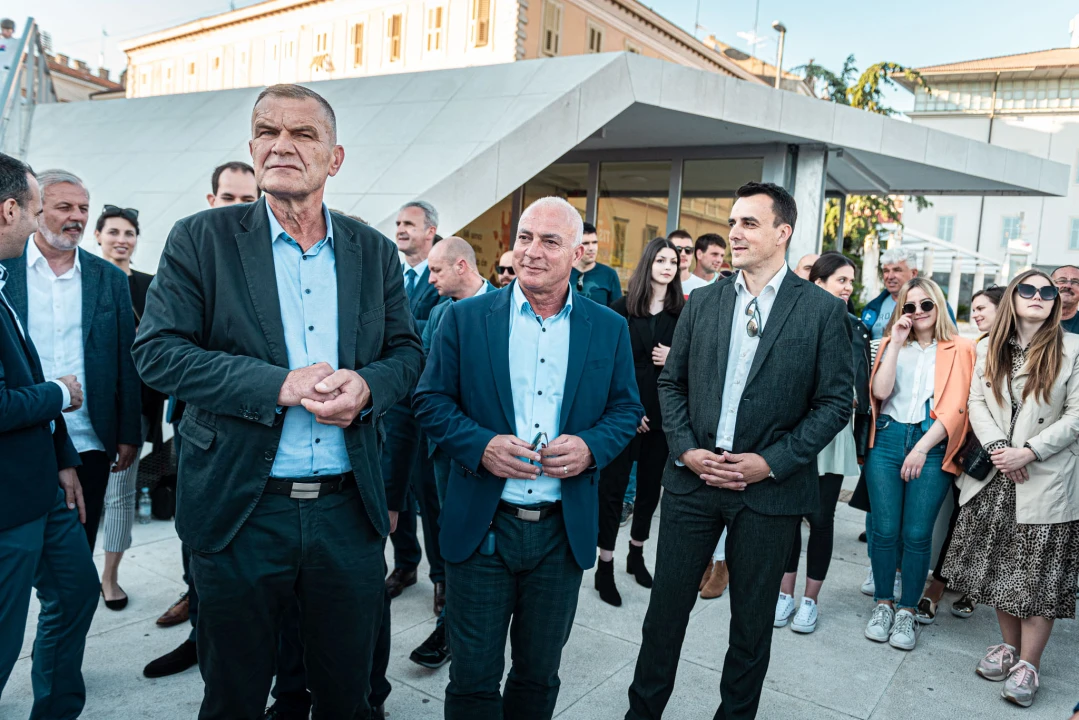'Šibenik više ne zaostaje za Splitom i Zadrom, zato se u nedjelju ne povodite za praznim parolama jer one neće iznijeti nikakva čuda' 