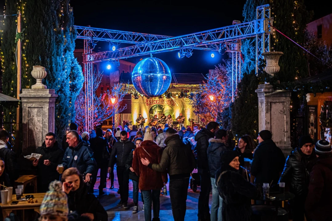 Odlični Bagatini pop, rock, soul, blues, funk &amp; jazz hitovima rasplesali cijeli Parkić