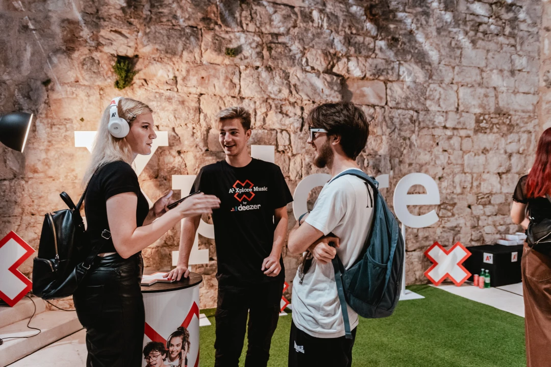 Publika na Mihovilu Pips, Chips &amp; Videoclips pjesmom vratila iz backstagea na treći bis