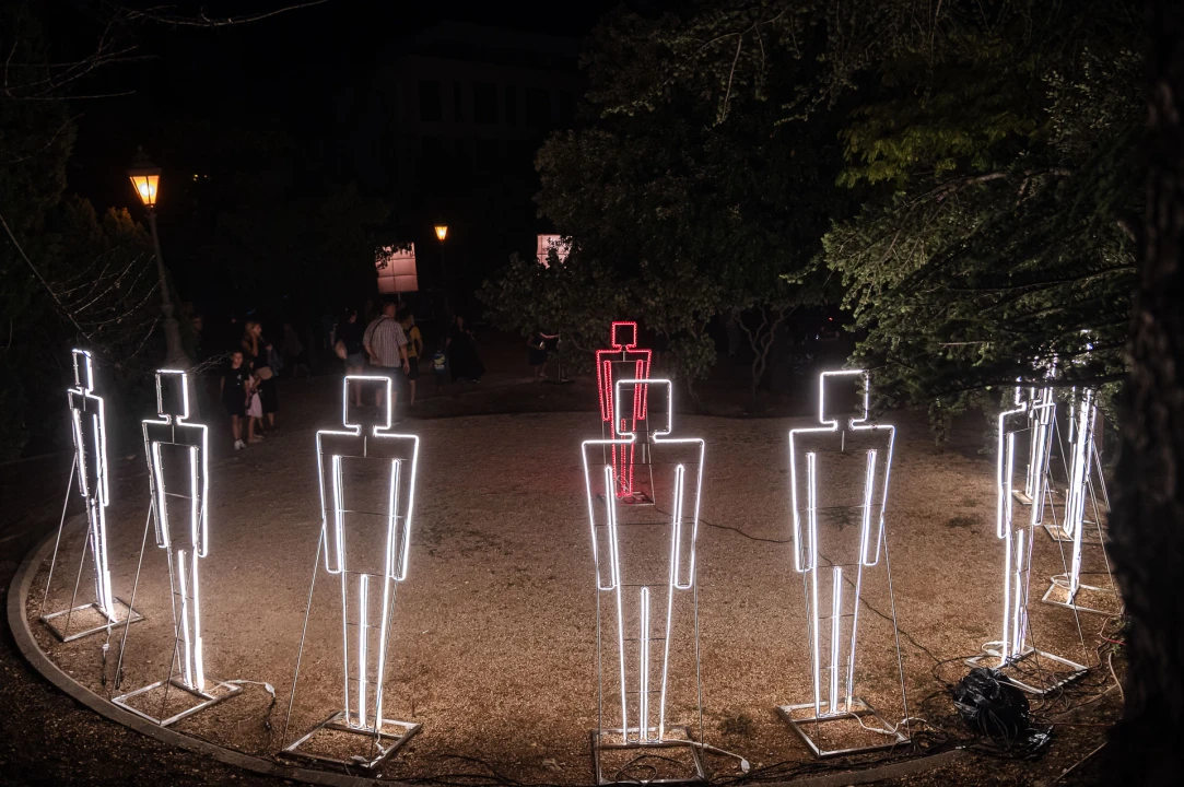 Šibenik impresivnim dron showom obilježio jubilarno izdanje manifestacije Light is life