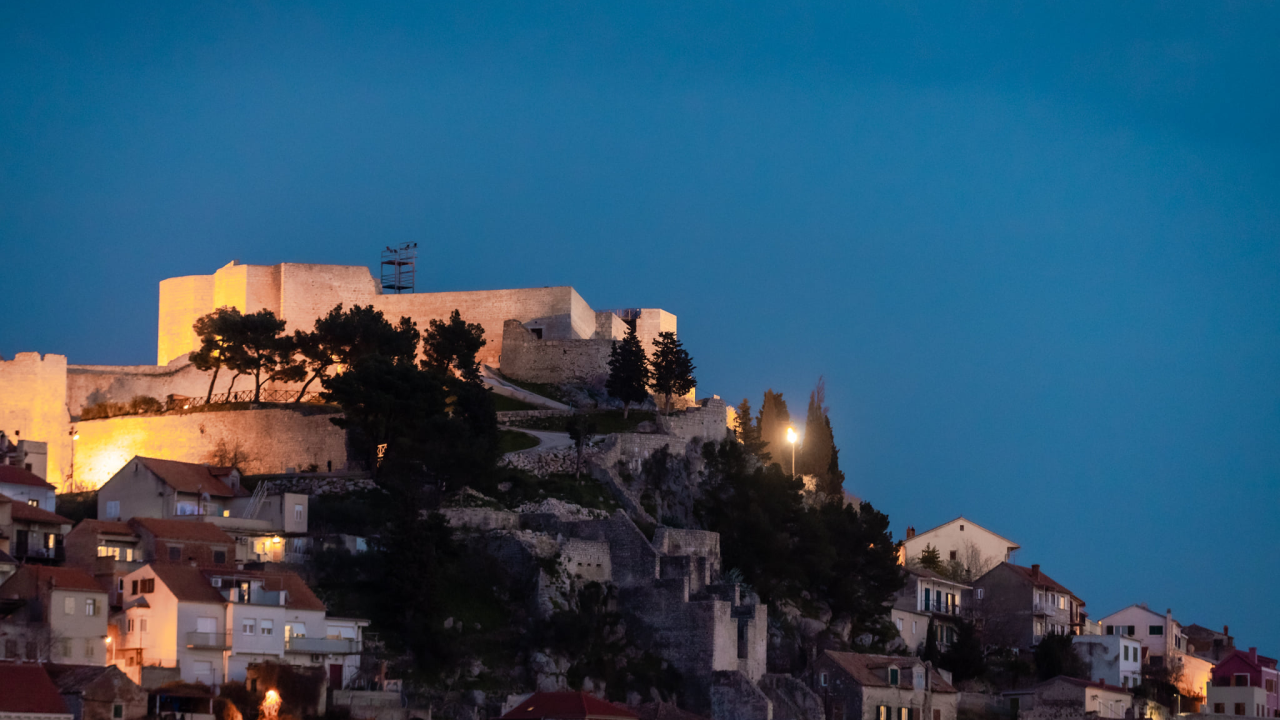 Pirke o Šibeniku: Ovaj grad se nije dao uhvatiti u krug nasilja i uobičajene mržnje