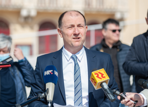 Fotografija 16 - Ivo Glavaš: Neka Burić USKOK-u priča o svojim projektima. Dosta je otimačine, reketarenja, ucjena i pogodovanja