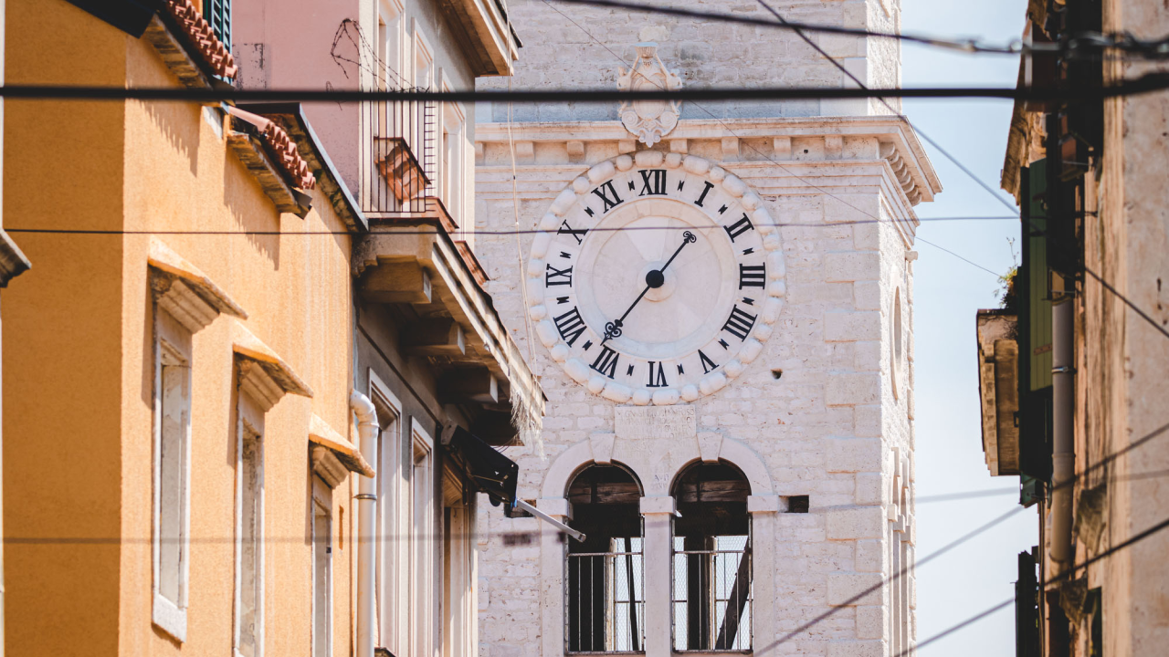 Noćas pomičemo satove: Počinje ljetno računanje vremena