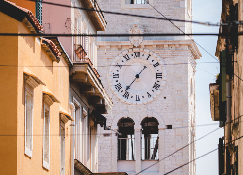 Noćas pomičemo satove: Počinje ljetno računanje vremena