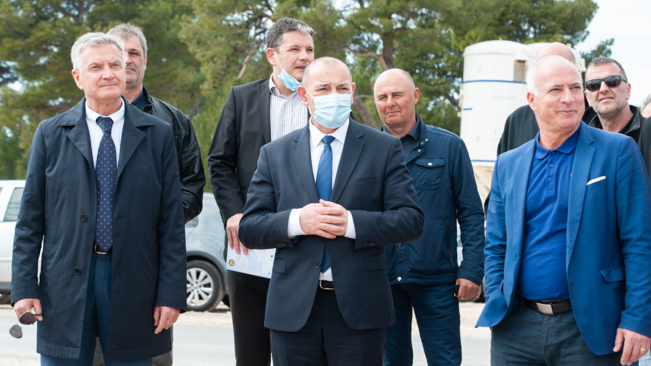 Ministar Medved na gradilištu Veteranskog centra: 'Šibenik je zaslužio ovakav objekt!'