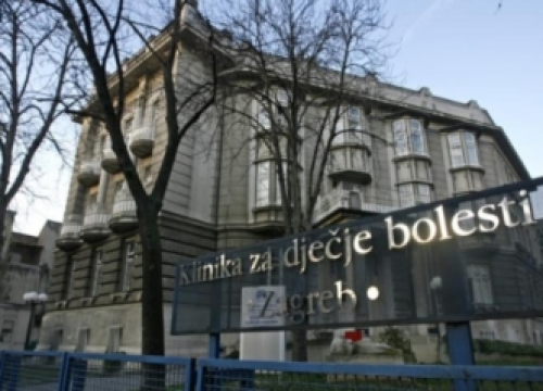 Teško ozlijeđena dvoipolgodišnjakinja u Klaićevoj se bori za život