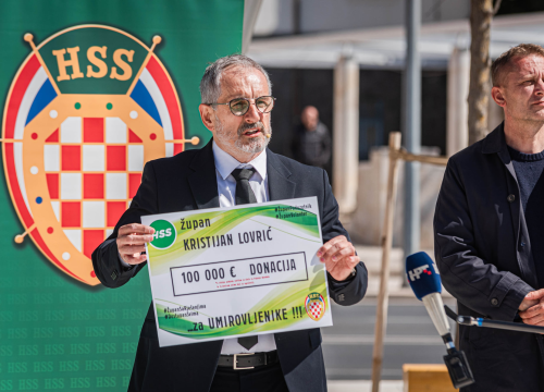 Uzor mu je Gaddafi, maše sa sto tisuća eura koje nema i želi od Šibenika 'nešto između Azurne obale i Toskane'