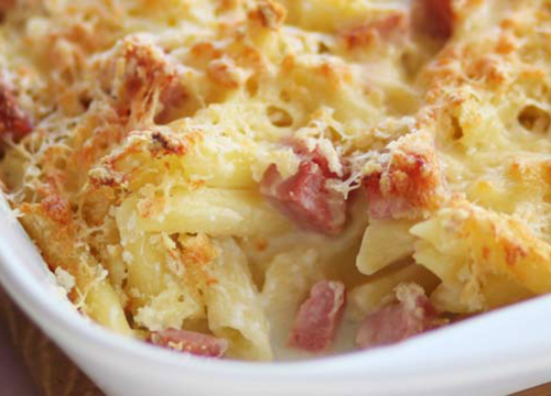 Alla carbonara: Recept za kremastu tjesteninu s pancetom iz pećnice