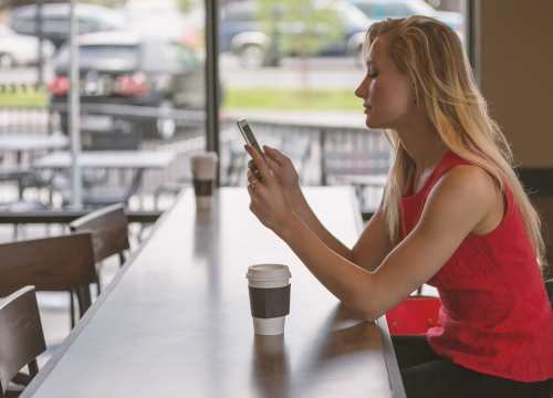 Preuzmete aplikaciju, slikate očne jabučice i za tri minute znate imate li koronu
