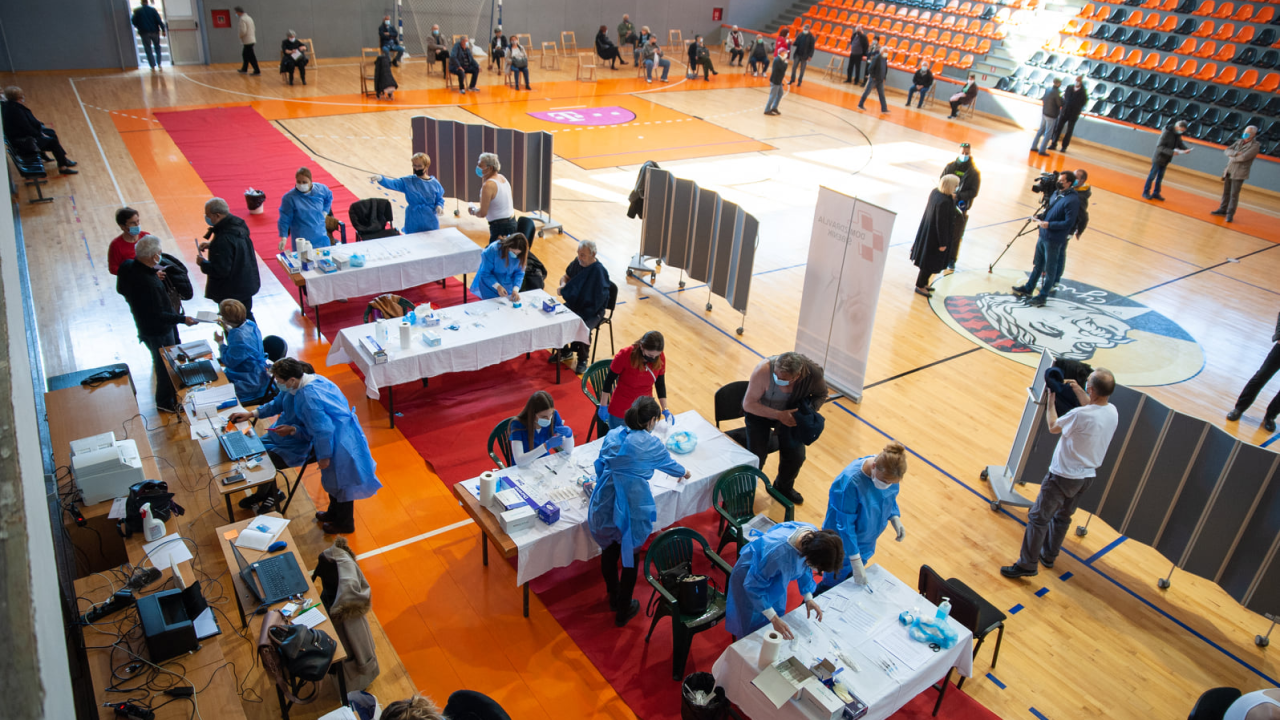 Još jedno masovno cijepljenje na Baldekinu: 'Ljudi počinju shvaćati da je važnije cijepiti se, nego birati cjepivo'